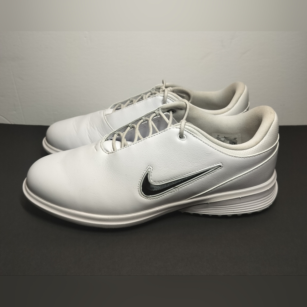 Nike Victory Tour 4 Men’s Golf Shoes SZ 11 Pre-owned
